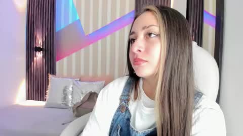 Emily online show from October 22, 3:12 pm