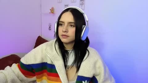 Emily Lindey online show from February 7, 2:26 am