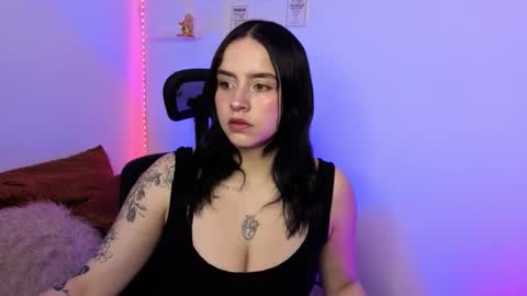 Emily Lindey online show from February 8, 2:26 am