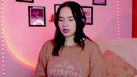 Emily Lindey online show from June 27, 5:34 am