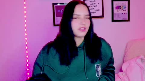 Emily Lindey online show from July 7, 7:23 am