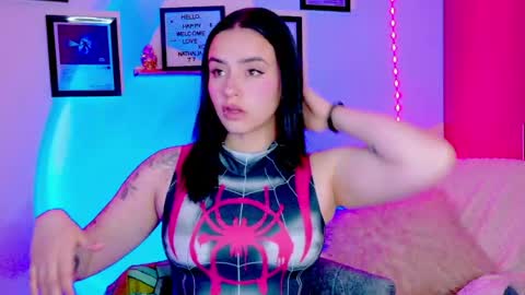 Emily Lindey online show from July 24, 6:11 am