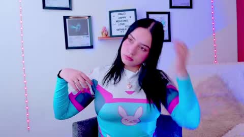 Emily Lindey online show from July 26, 4:03 pm