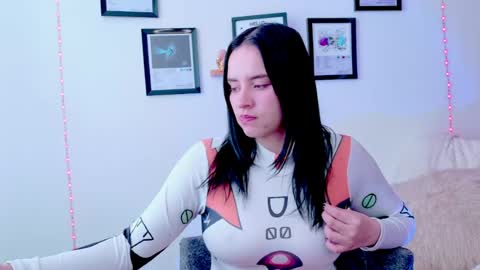 Emily Lindey online show from July 27, 5:53 pm