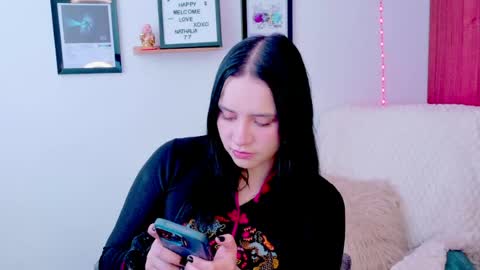 Emily Lindey online show from July 28, 7:50 pm