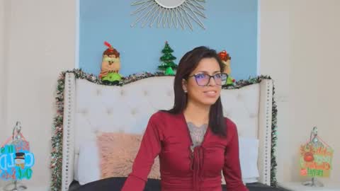 Emily online show from November 30, 9:08 pm