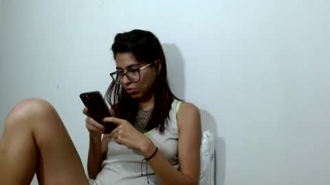 Emily online show from March 30, 3:18 am