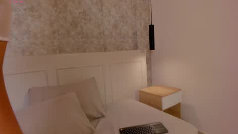 emily_luve online show from July 8, 11:37 am
