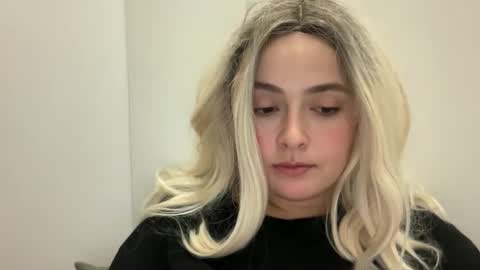 Snapshot of emily_morning_dew chatting on October 8, 4:48 pm emily_morning_dew online show from October 8, 4:48 pm