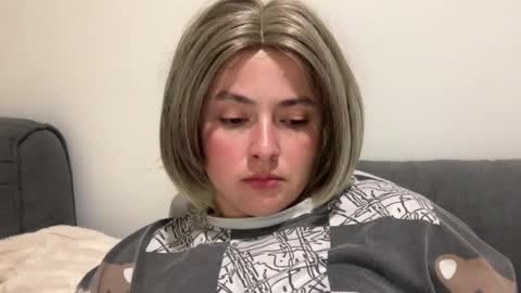 Snapshot of emily_morning_dew chatting on July 9, 7:51 pm emily_morning_dew online show from July 9, 7:51 pm