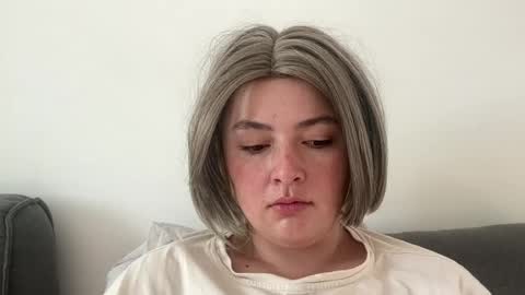 Snapshot of emily_morning_dew chatting on July 22, 4:59 am emily_morning_dew online show from July 22, 4:59 am
