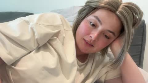 Snapshot of emily_morning_dew chatting on July 22, 5:16 pm emily_morning_dew online show from July 22, 5:16 pm