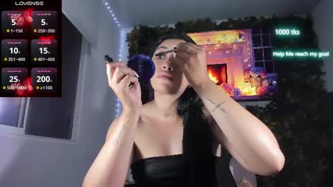 emily_palmeer online show from June 23, 9:51 am