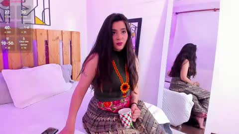 Snapshot of emily_sartre chatting on June 4, 8:26 pm Emilly online show from June 4, 8:26 pm