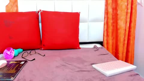 Emily online show from January 19, 5:18 pm