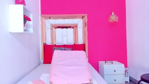 Emily online show from February 19, 2:34 pm