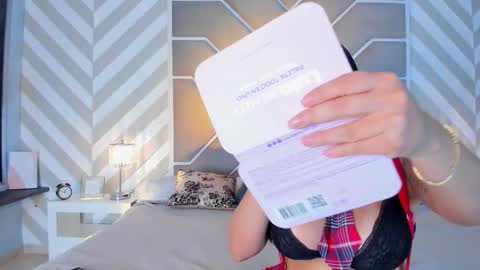 Snapshot of emily_white_1 chatting on October 28, 8:55 pm Emily White online show from October 28, 8:55 pm