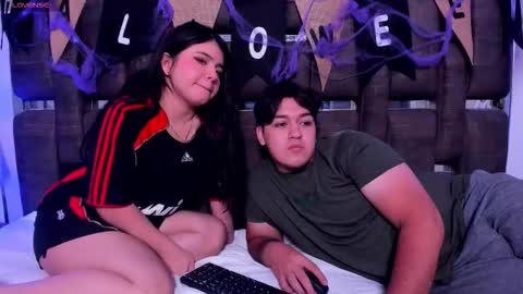 Snapshot of emilyandrew_ chatting on October 30, 5:09 am Amily Andrew online show from October 30, 5:09 am