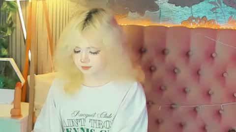 Baby Emelli online show from July 13, 5:54 am