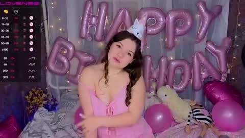 artist Emily online show from October 5, 6:28 pm