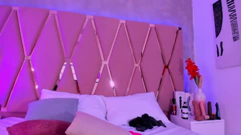 Emily online show from April 29, 1:43 am