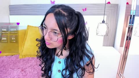 Snapshot of emilyblussh chatting on April 11, 7:07 pm Emily Bluush online show from April 11, 7:07 pm