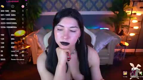 Snapshot of emilycandys chatting on June 22, 6:43 am Emy online show from June 22, 6:43 am