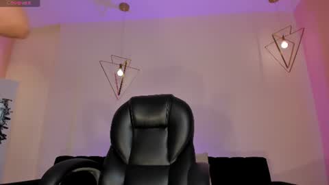 Emily Carter online show from June 21, 10:51 am