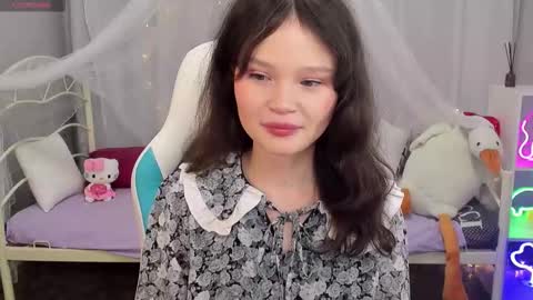 Emilyhaves online show from December 21, 4:41 am