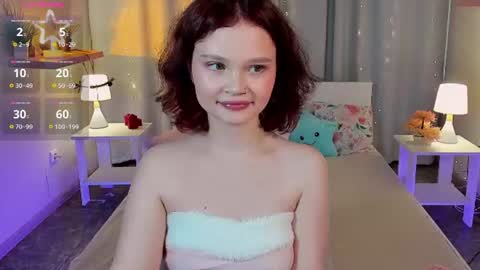 Snapshot of emilychaves chatting on July 14, 10:43 am Emilyhaves online show from July 14, 10:43 am