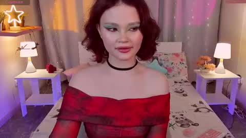 Snapshot of emilychaves chatting on July 19, 1:26 pm Emilyhaves online show from July 19, 1:26 pm