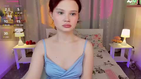 Snapshot of emilychaves chatting on July 30, 7:18 am Emilyhaves online show from July 30, 7:18 am