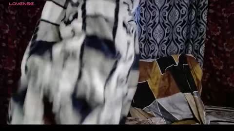 EmilyDoth online show from October 7, 8:33 am