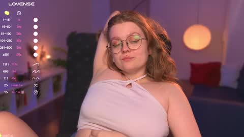 Emily  online show from March 7, 3:49 pm