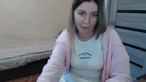 Snapshot of emilyfork chatting on September 22, 5:31 am emilyfork online show from September 22, 5:31 am