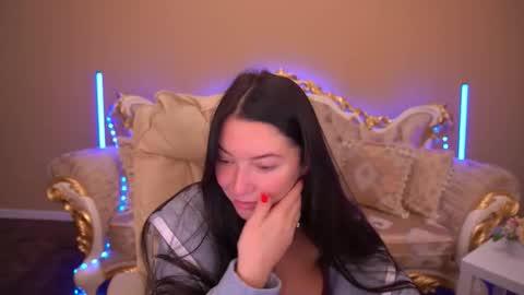 Snapshot of emilyhalls chatting on September 30, 7:02 am Emily online show from September 30, 7:02 am