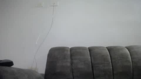 Emilyhines online show from May 18, 4:07 am