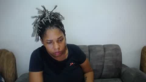 Emilyhines online show from June 11, 9:13 pm