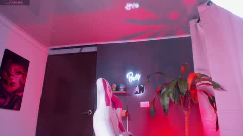 Emily Jhonson online show from January 14, 2:40 am