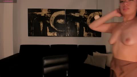 Emily online show from November 23, 5:57 pm