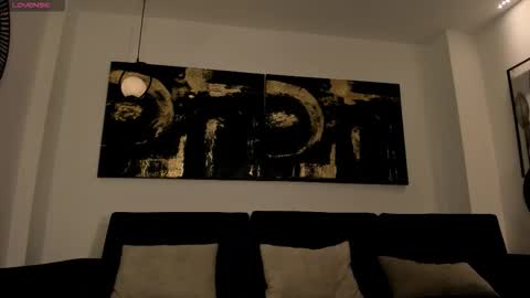 Emily online show from December 3, 3:14 am