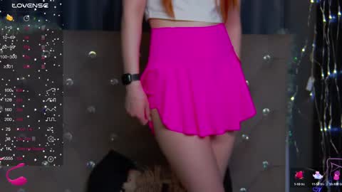 Snapshot of emilykents chatting on January 7, 4:29 am EmilyKents online show from January 7, 4:29 am