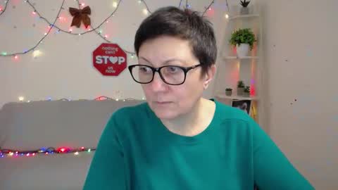 Emily online show from January 12, 7:35 am