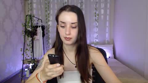 Emyli online show from September 10, 5:24 pm