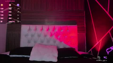 Snapshot of emilymora1_ chatting on July 28, 5:03 am emilymora1_ online show from July 28, 5:03 am