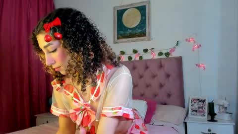 Snapshot of emilysantana790694 chatting on April 7, 12:22 am Emily Santana online show from April 7, 12:22 am