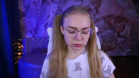  MY NAME IS Emily WELCOME EVERYONE I WILL BE HAPPY TO GIVE YOU WHAT YOU HAVE DREAMED OF FOR SO LONG online show from October 20, 6:47 am