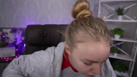  MY NAME IS Emily WELCOME EVERYONE I WILL BE HAPPY TO GIVE YOU WHAT YOU HAVE DREAMED OF FOR SO LONG online show from November 23, 7:30 am