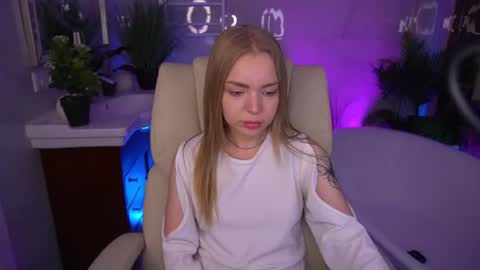  MY NAME IS Emily WELCOME EVERYONE I WILL BE HAPPY TO GIVE YOU WHAT YOU HAVE DREAMED OF FOR SO LONG online show from June 13, 5:49 am