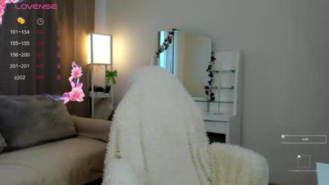 Betty online show from June 8, 1:09 am
